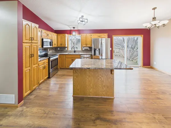 619 N Hackberry DR N, Saint Joseph, MN 56374