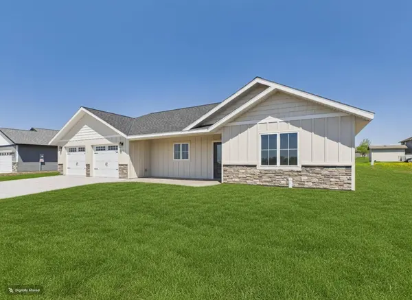315 11th ST SE, Freeport, MN 56331