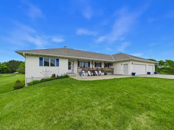 1572 47th ST SE, Saint Cloud, MN 56304
