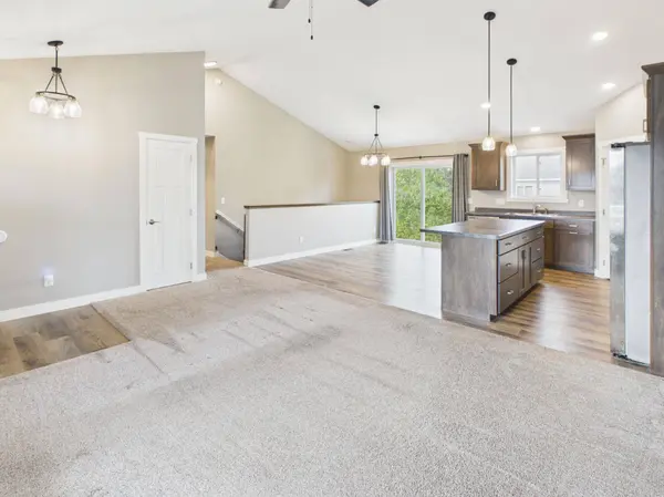 2430 Ruby ST, Saint Augusta, MN 56301
