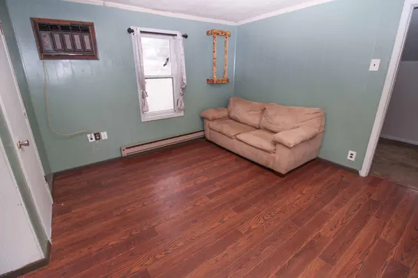 121 Washington ST W, Burtrum, MN 56318