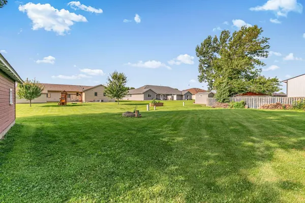 316 8th ST SE, Freeport, MN 56331