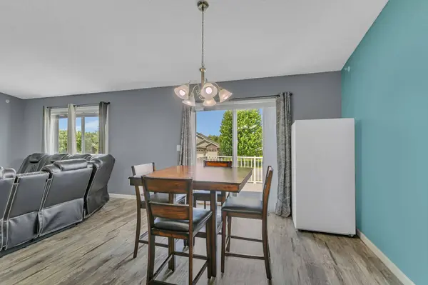 8587 Gateway CIR, Monticello, MN 55362