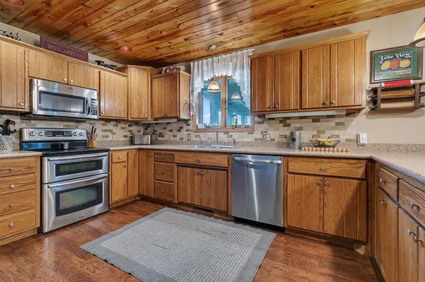 5384 Agate RD, Burtrum, MN 56318