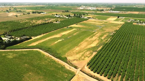 0 Claribel RD, Oakdale, CA 95361