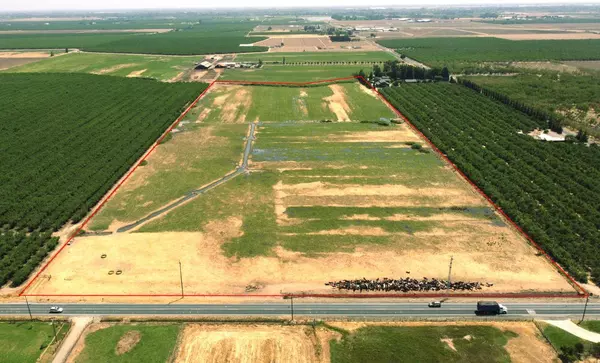 0 Claribel RD, Oakdale, CA 95361