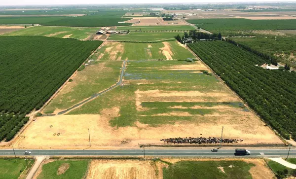 0 Claribel RD, Oakdale, CA 95361