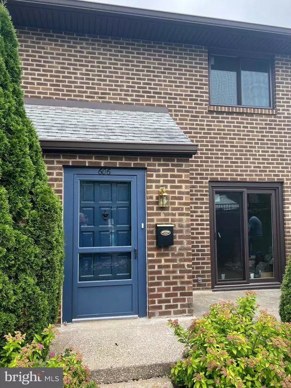 606 VILLAGE HERITAGE #606, Ardmore, PA 19003