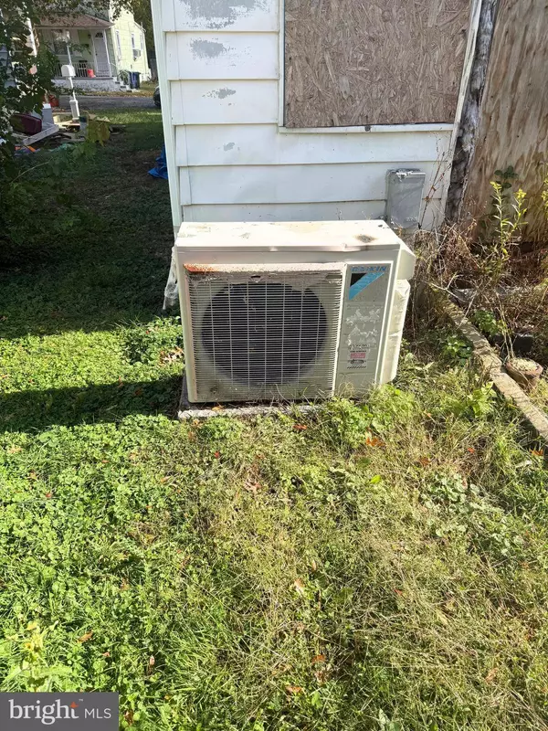 142 CHERRY ST, Mount Holly, NJ 08060