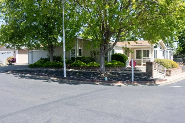 6850 Hidden Brook LN, Citrus Heights, CA 95621