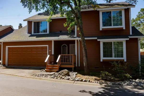20 Coyle Creek CIR, Fair Oaks, CA 95628
