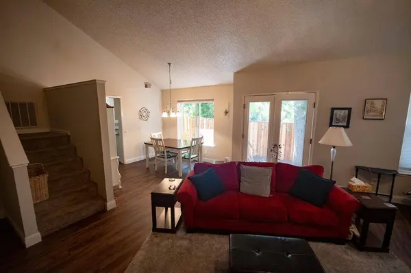 20 Coyle Creek CIR, Fair Oaks, CA 95628