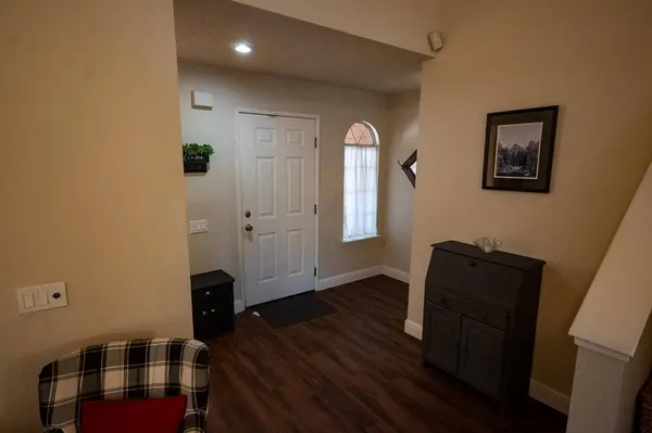 20 Coyle Creek CIR, Fair Oaks, CA 95628