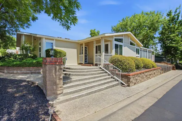6850 Hidden Brook LN, Citrus Heights, CA 95621