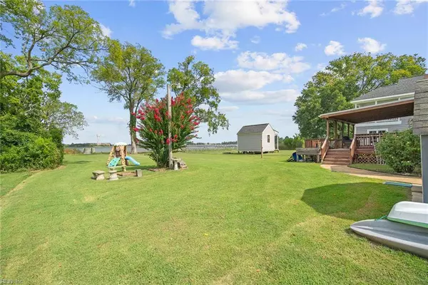 25 Hampshire DR, Hampton, VA 23669