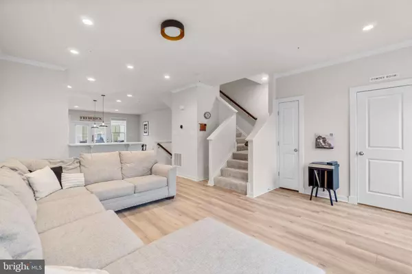 1217 LAWLER DR, Frederick, MD 21702