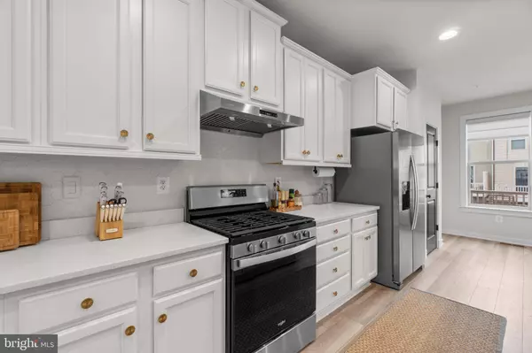 1217 LAWLER DR, Frederick, MD 21702