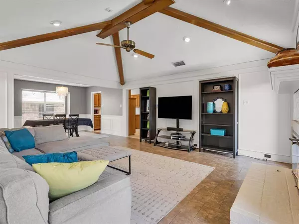 1533 Brighton Drive, Carrollton, TX 75007