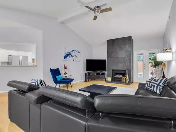 2024 Crestside Drive, Carrollton, TX 75007