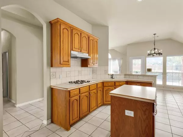 10214 Saint Georges Drive, Rowlett, TX 75089