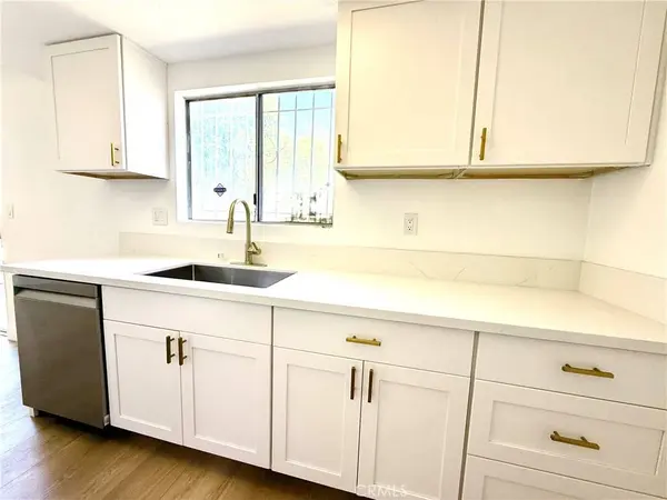 1573 S Reservoir Unit K ST #K, Pomona, CA 91766