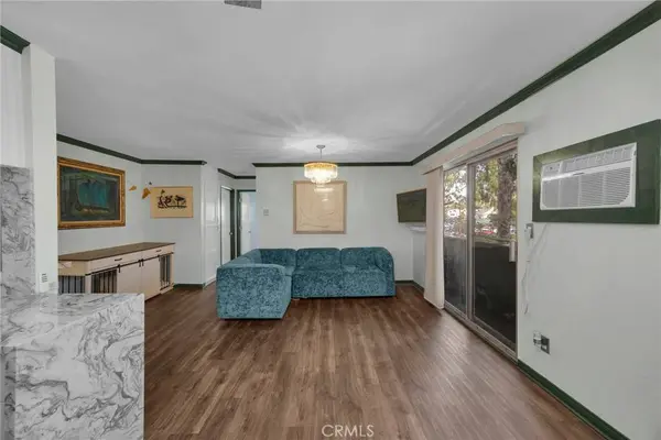 1351 N Orange #205, Los Angeles, CA 90028