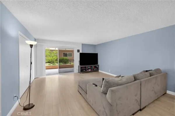 6151 Canterbury DR #105, Culver City, CA 90230