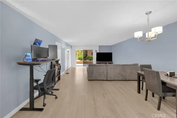 6151 Canterbury DR #105, Culver City, CA 90230