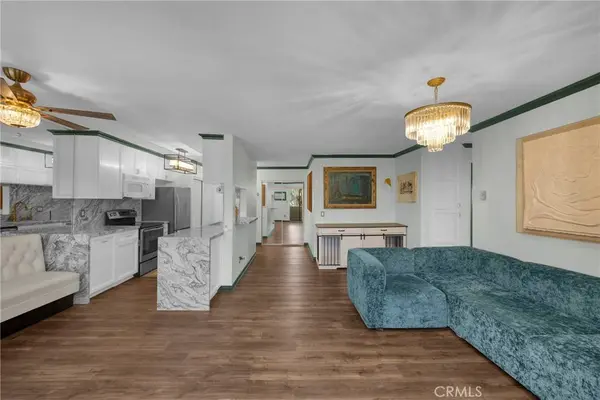 1351 N Orange DR #205, Los Angeles, CA 90028