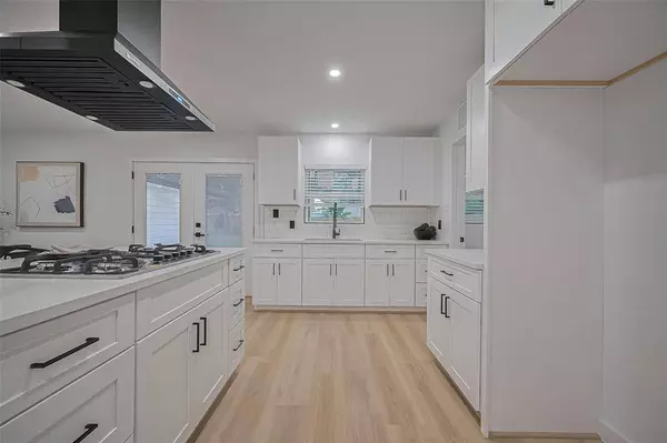 7410 Marinette DR, Houston, TX 77074