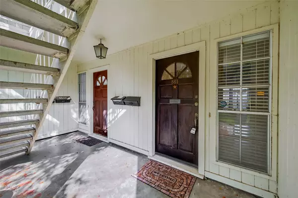 861 Wax Myrtle LN, Houston, TX 77079