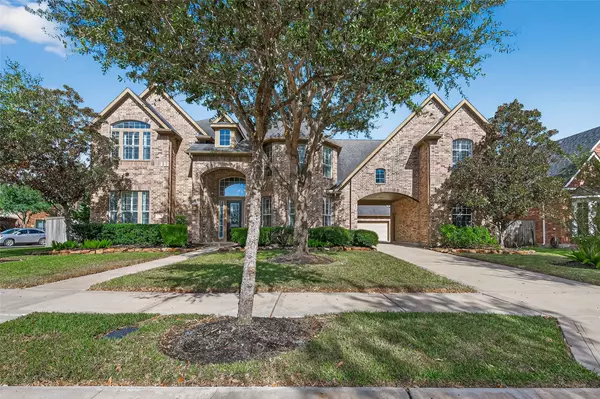 4518 S Beacon View CT S, Sugar Land, TX 77479