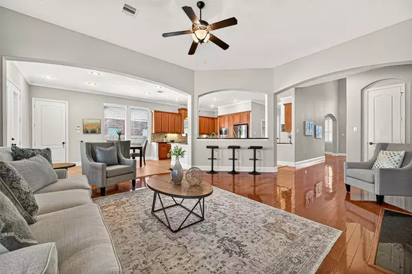 4518 S Beacon View CT S, Sugar Land, TX 77479