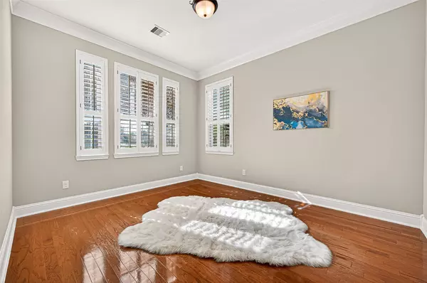 4518 S Beacon View CT S, Sugar Land, TX 77479