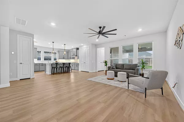 29010 Persimmon Creek CT, Fulshear, TX 77441