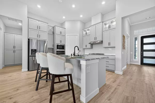 4714 Copper Falls LN, Fulshear, TX 77441