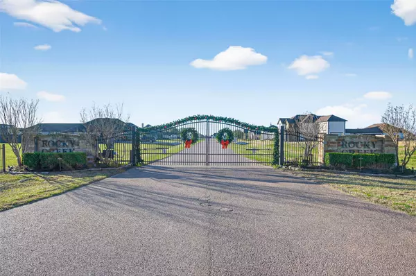 13427 Rocky Creek Estates DR, Hockley, TX 77447