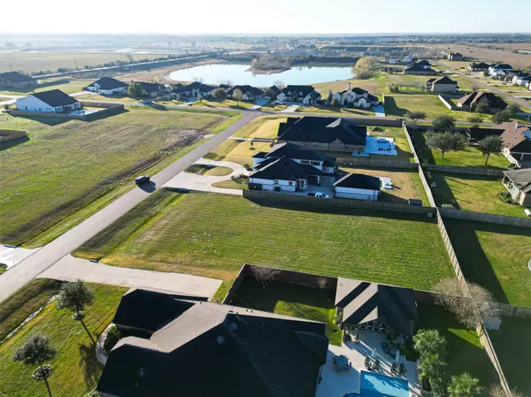 13427 Rocky Creek Estates DR, Hockley, TX 77447