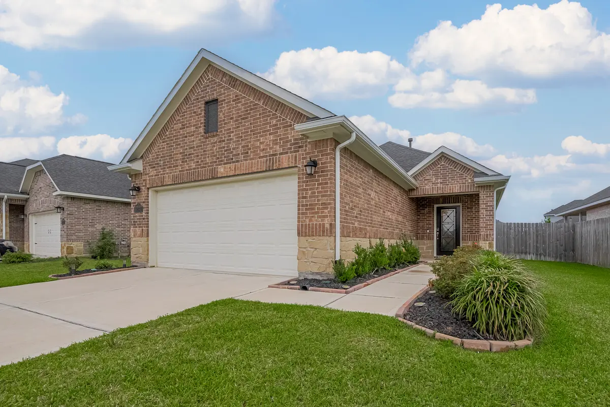31334 Black Forest Xing, Fulshear, TX 77441-2310