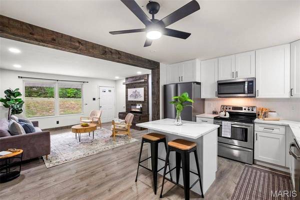 5549 Carter DR, House Springs, MO 63051