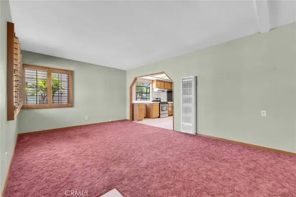 704 E Stearns AVE, La Habra, CA 90631