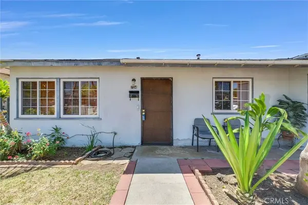 704 E Stearns AVE, La Habra, CA 90631