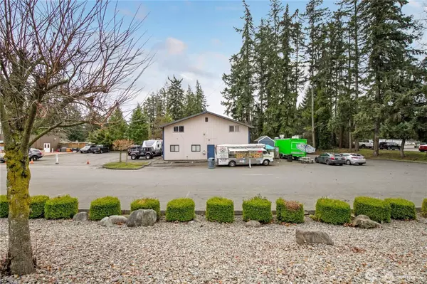 18525 Veterans Memorial DR E, Bonney Lake, WA 98391