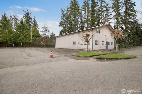 18525 Veterans Memorial DR E, Bonney Lake, WA 98391