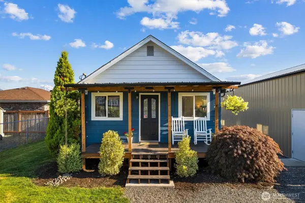 1425 Collins RD, Buckley, WA 98321