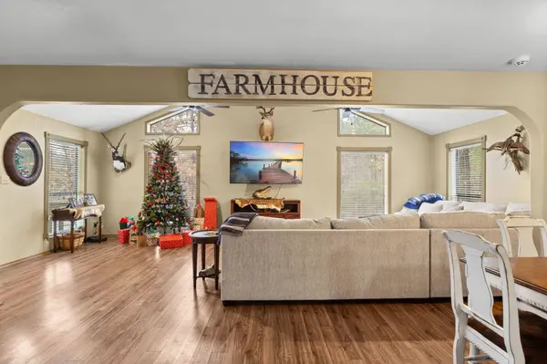 109 Sweet Gum Loop, Brookeland, TX 75931