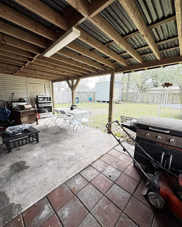 315 N 23rd, Nederland, TX 77627