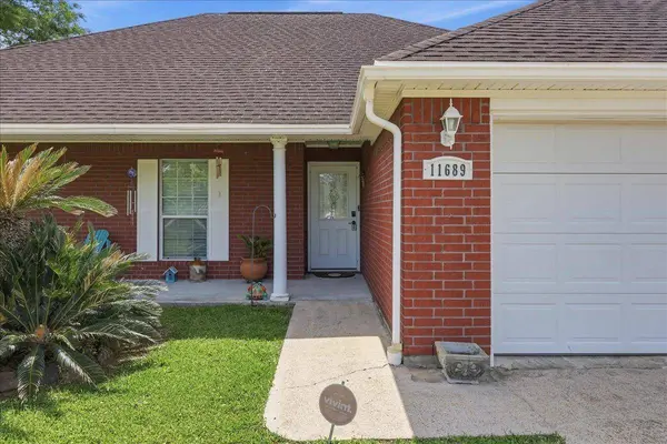 11689 Old Highway 62, Orange, TX 77632
