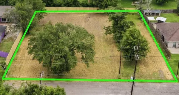 416 Avenue F, Port Neches, TX 77651