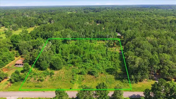 335 County Road 797, Buna, TX 77612